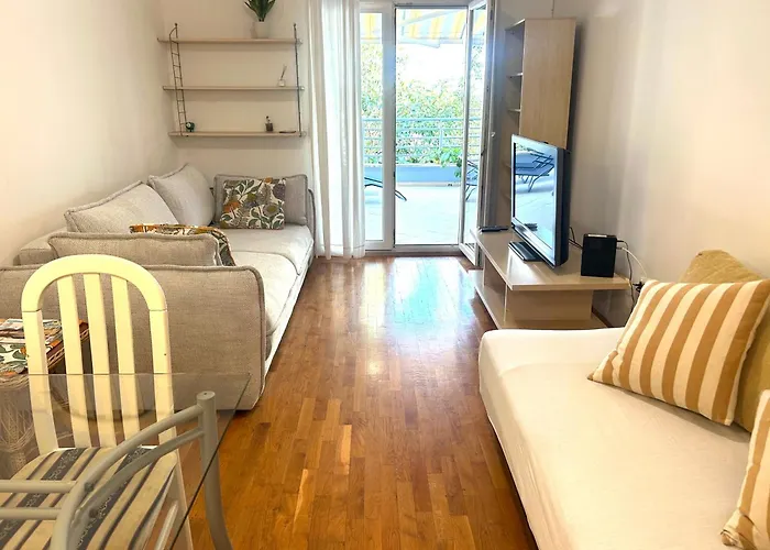 Summertime Beach Apt *